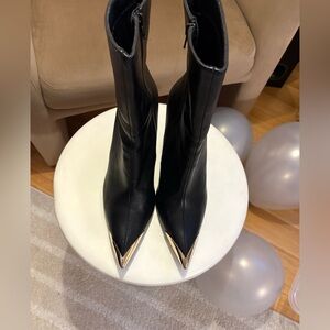 Black Leather Pointed Toe Boots